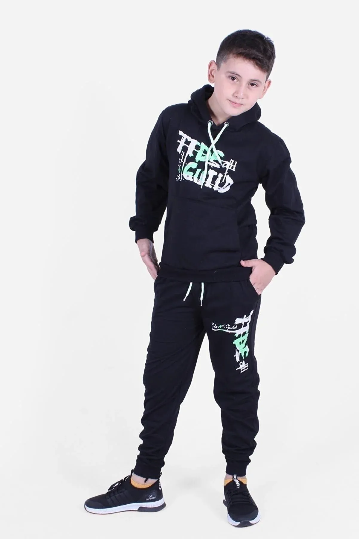 Fyk Kids Boy's Black Printed Kangaroo Pocket Tracksuit