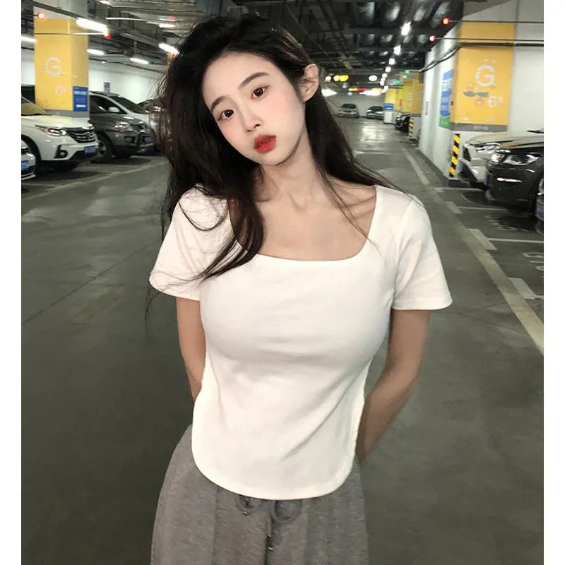 Irregular Solid Color V-Neck Slim-Fit Slimming Short Sleeve Tee