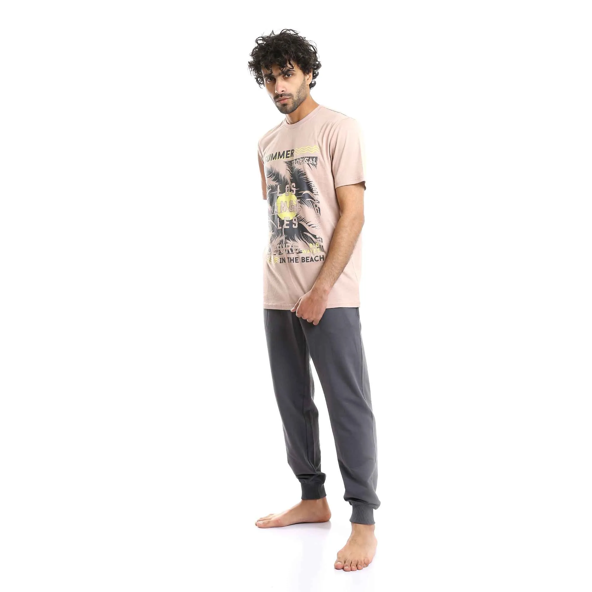 Men's Printed Round Neck Tee & Solid Pants Pajama Set - Pastel Cashmere & Grey