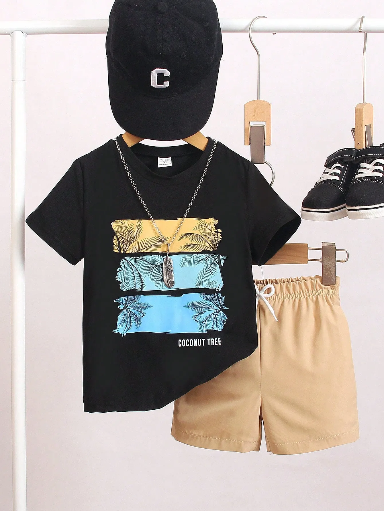 SHEIN Young Boy Coconut Tree & Letter Print Short Sleeve T-Shirt And Shorts Casual Vacation Outfit, Summer