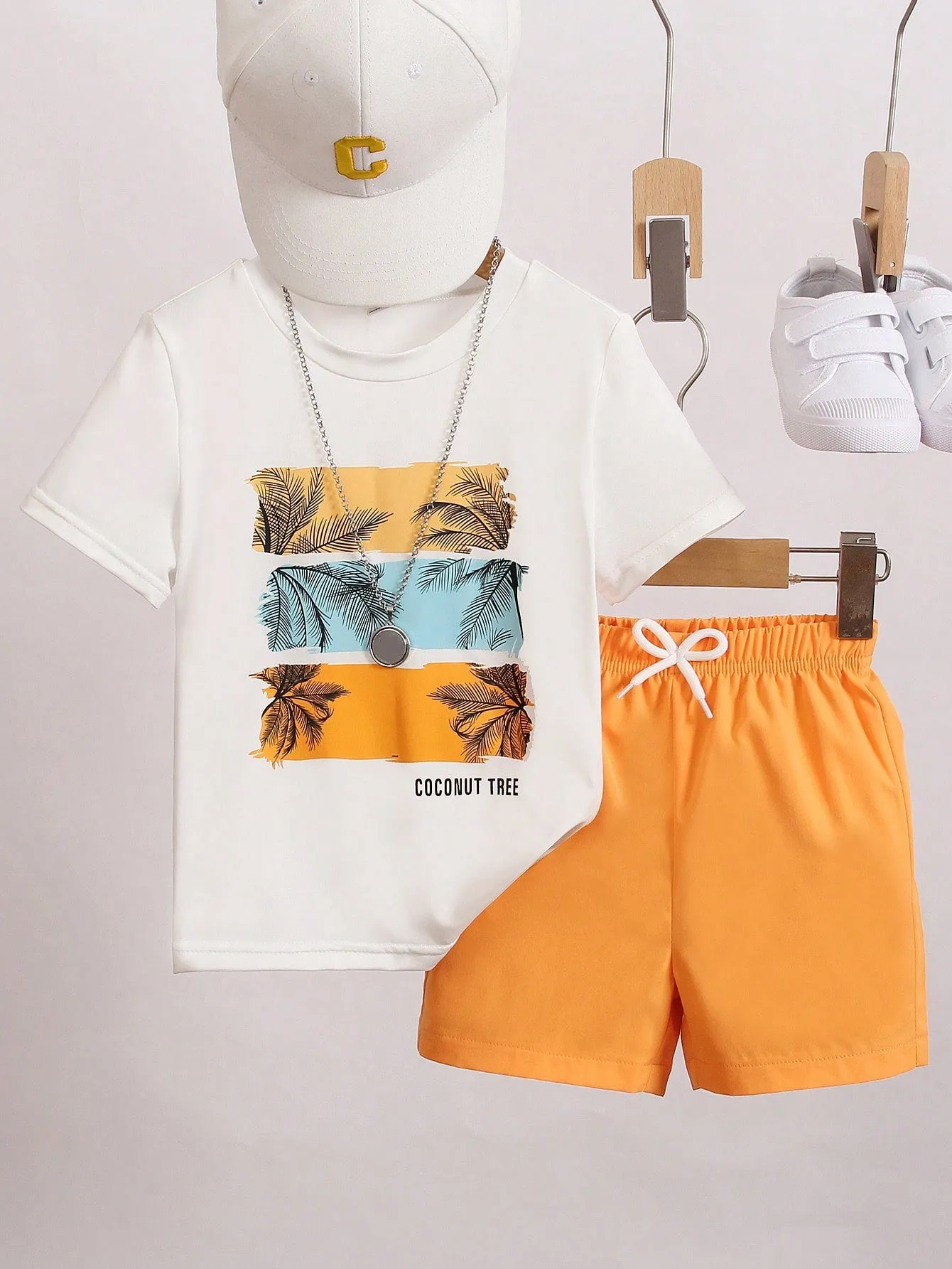 SHEIN Young Boy Coconut Tree & Letter Print Short Sleeve T-Shirt And Shorts Casual Vacation Outfit, Summer