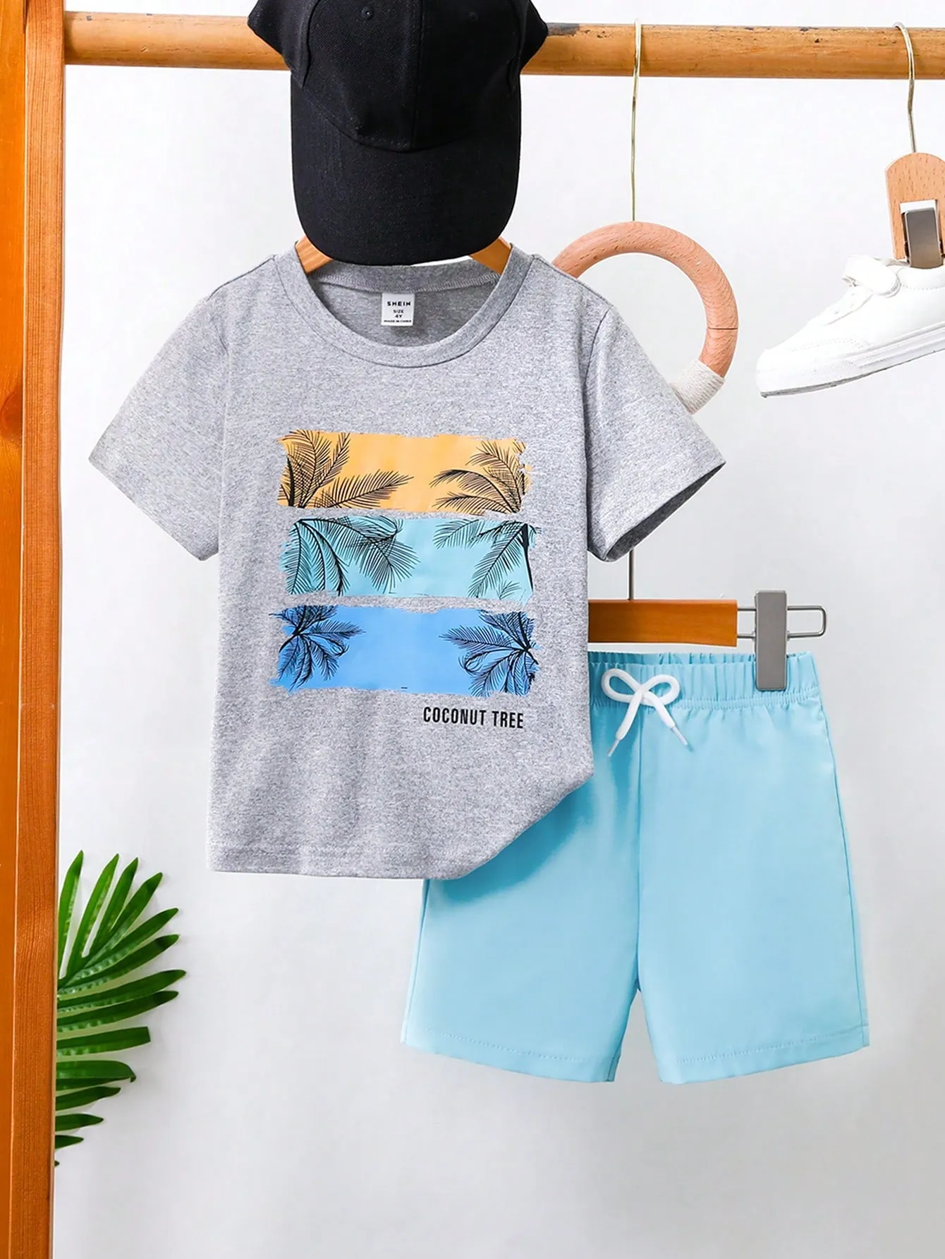 SHEIN Young Boy Coconut Tree & Letter Print Short Sleeve T-Shirt And Shorts Casual Vacation Outfit, Summer