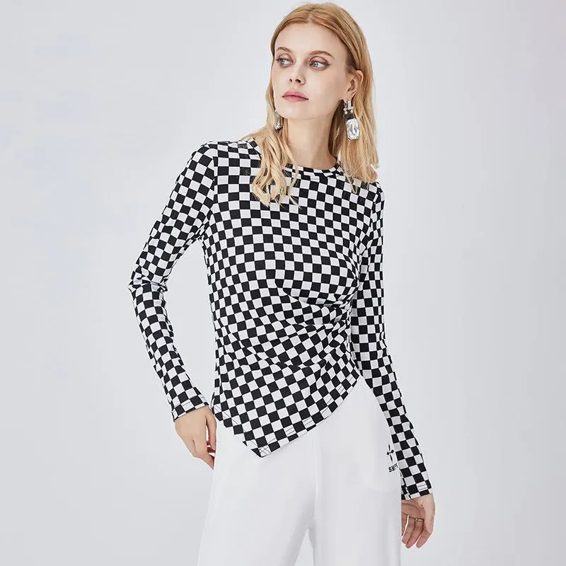 Women's T-Shirts Checkered Print Asymmetrical Hem Long Sleeve Tee