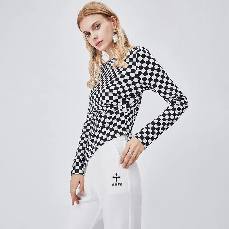 Women's T-Shirts Checkered Print Asymmetrical Hem Long Sleeve Tee